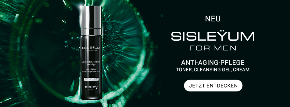 Werbemotiv für Sisley Sisleyum, die Männerpflege steht auf einem dunkelgrünen Hintergrund mit einer Frucht im Hintergrund.
